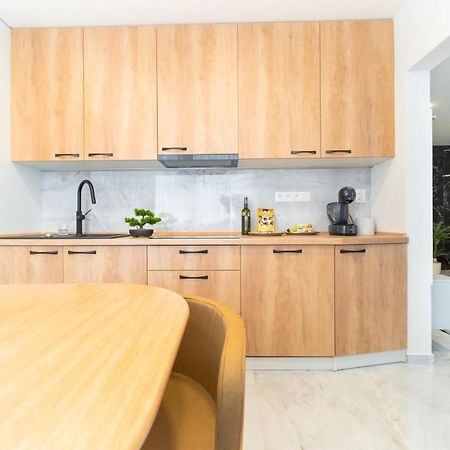 Apartman Discreet Kysucke Nove Mesto Esterno foto