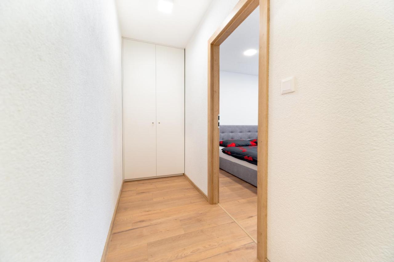 Apartman Discreet Kysucke Nove Mesto Esterno foto